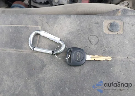 2006 Chevrolet Silverado 1500 Work Truck z USA, uszkodzony, nr VIN 3GCEC14V86G141492